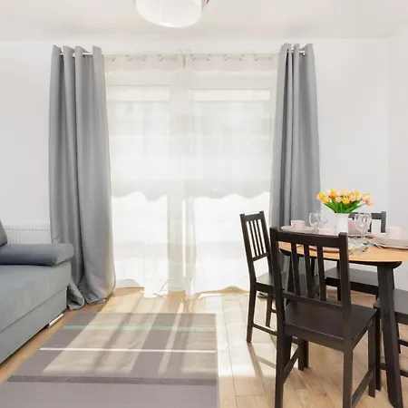 Srodmiescie Marina With Parking By Renters *